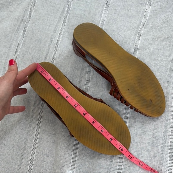 Nisolo Women's Huarache Sandal - Picture 6 of 9